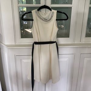 Girls beaded collor dress.